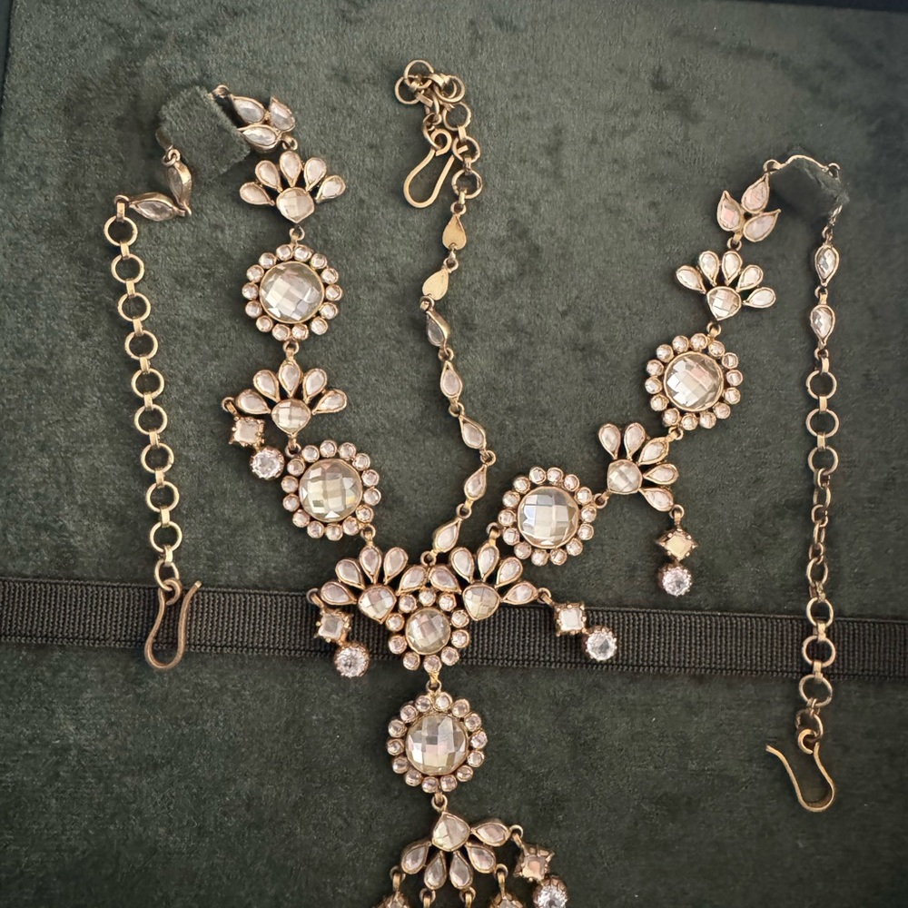 Anita Dongre Maathapati